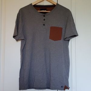 Kolby Grey Buttoned T-shirt